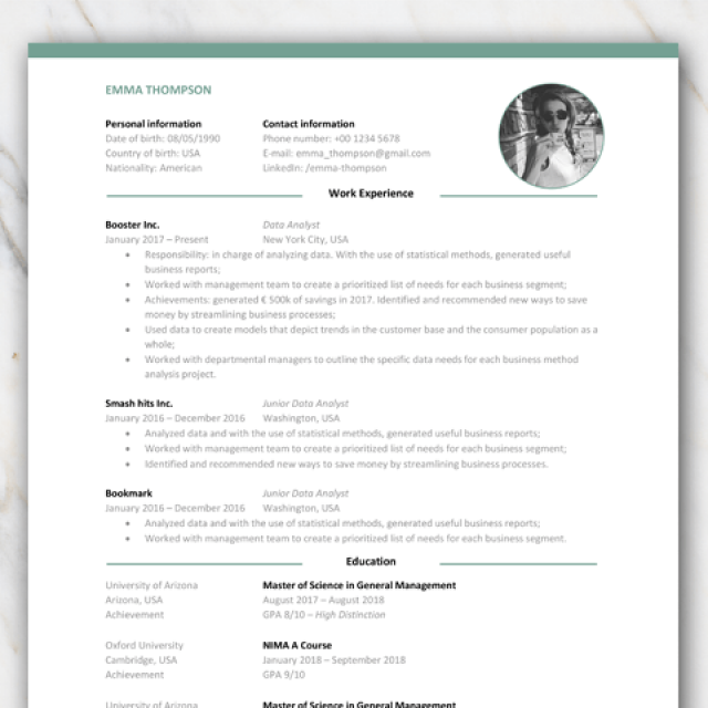 1 page resume CV for consultants with or without icons and with green elements